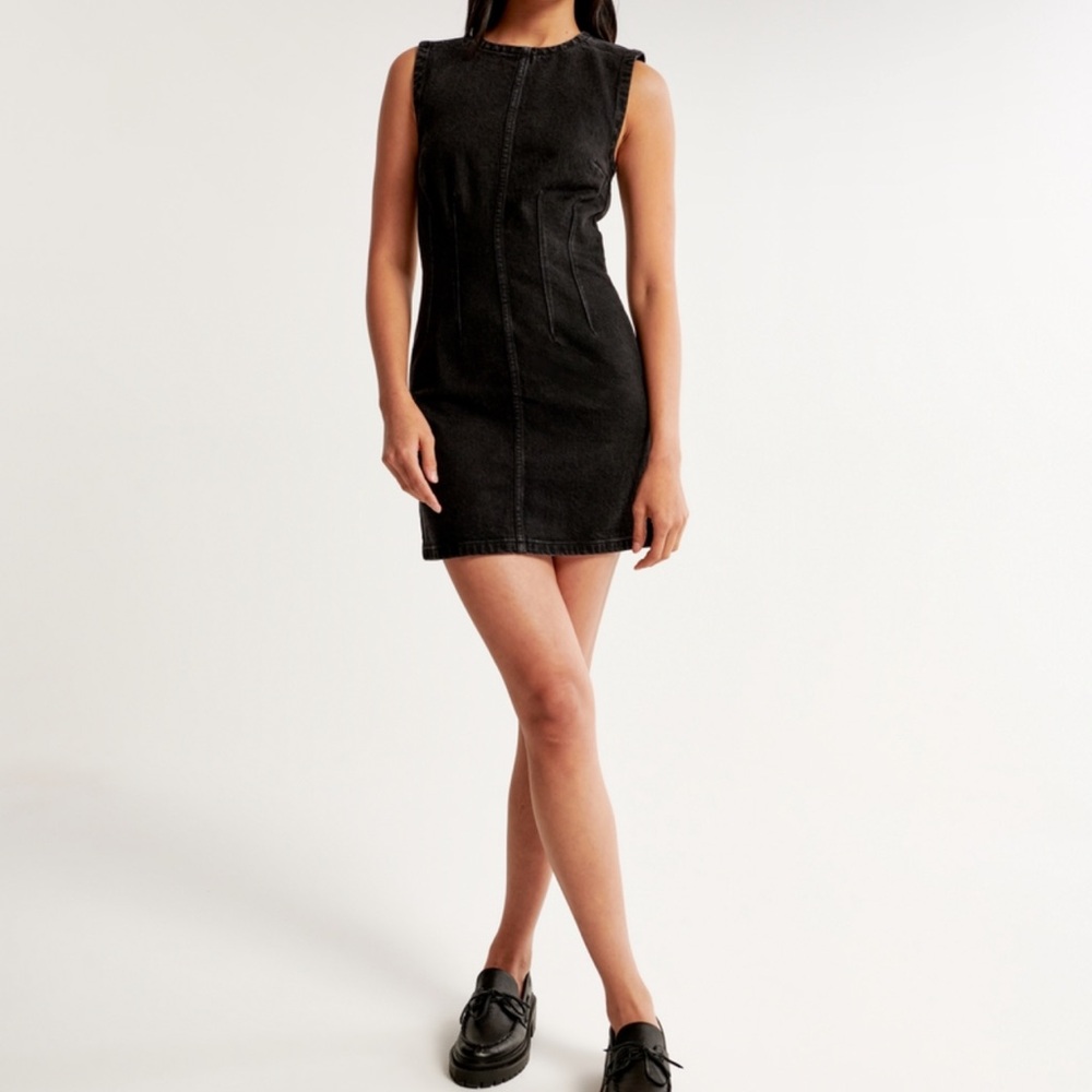 A&F Shell denim mini dress